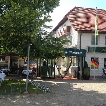Hotel&Restaurant Bei Baki Sehnde Bagian luar foto